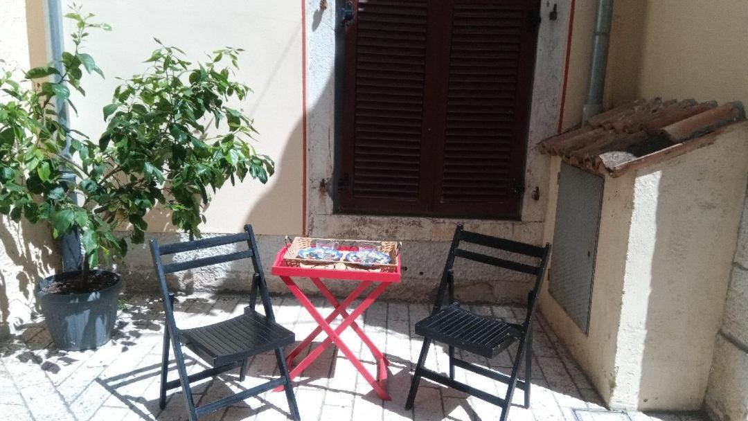 פורץ Old Town Charmer מראה חיצוני תמונה